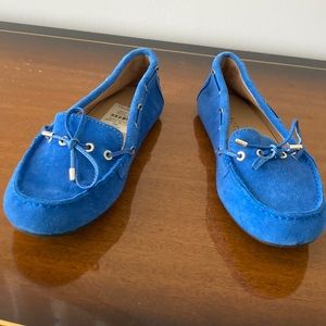 Talbots size 7M Arctic Blue Driving Mocassins